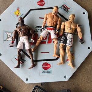 UFC octagon and Action Figures Set with White and Black Fight Shorts